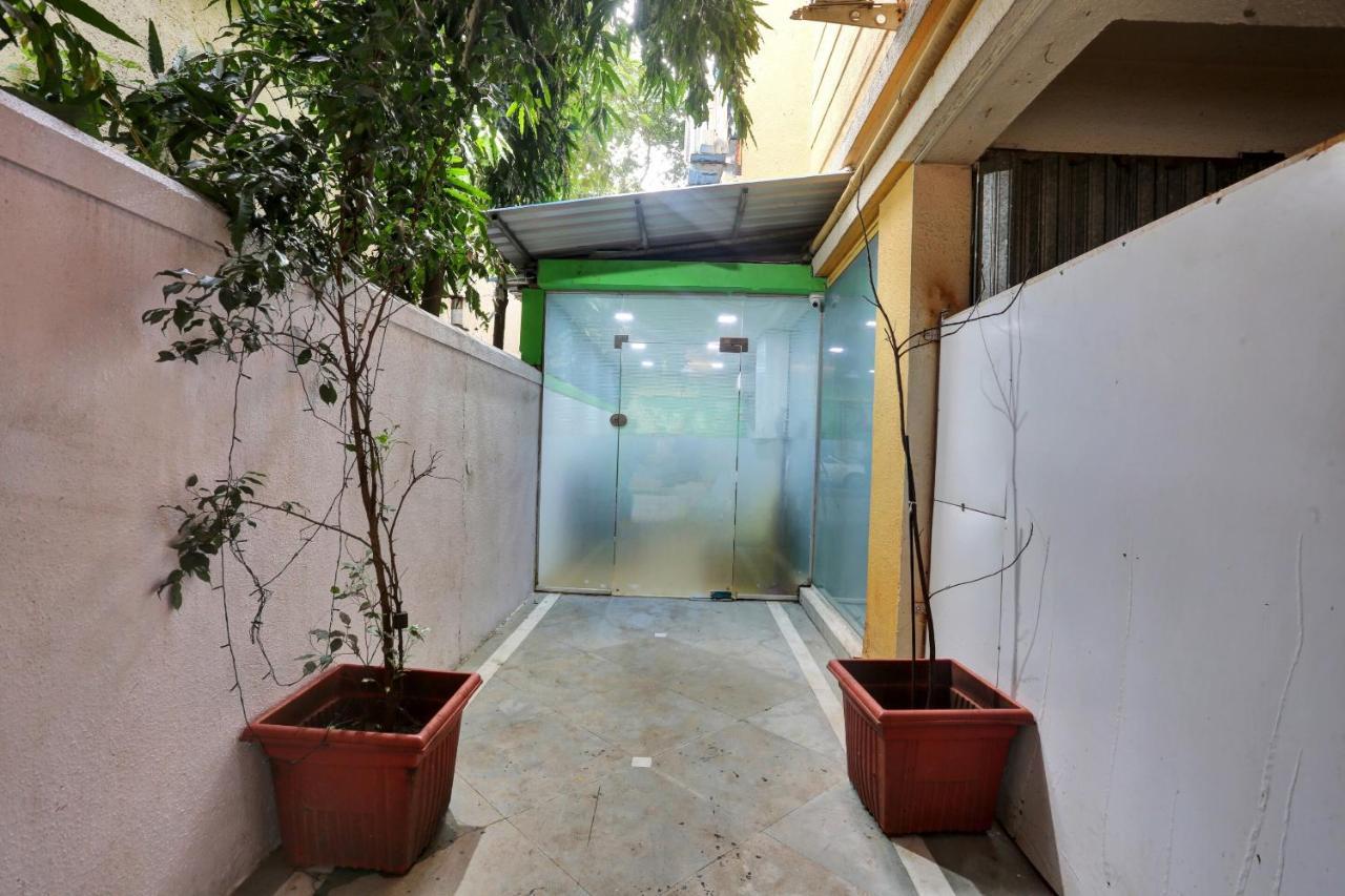 Oyo Flagship 83355 Om Sai Hotel